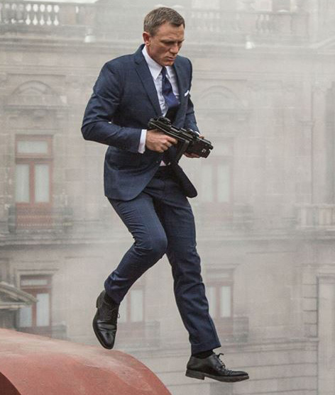 150329-spectre-james-bond-mexico-chase-closeup